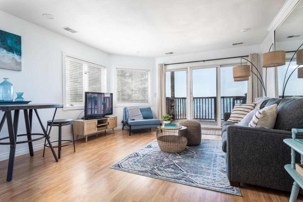 New Listing Beach Bliss 211! Stunning Bay View 特拉弗斯城 外观 照片