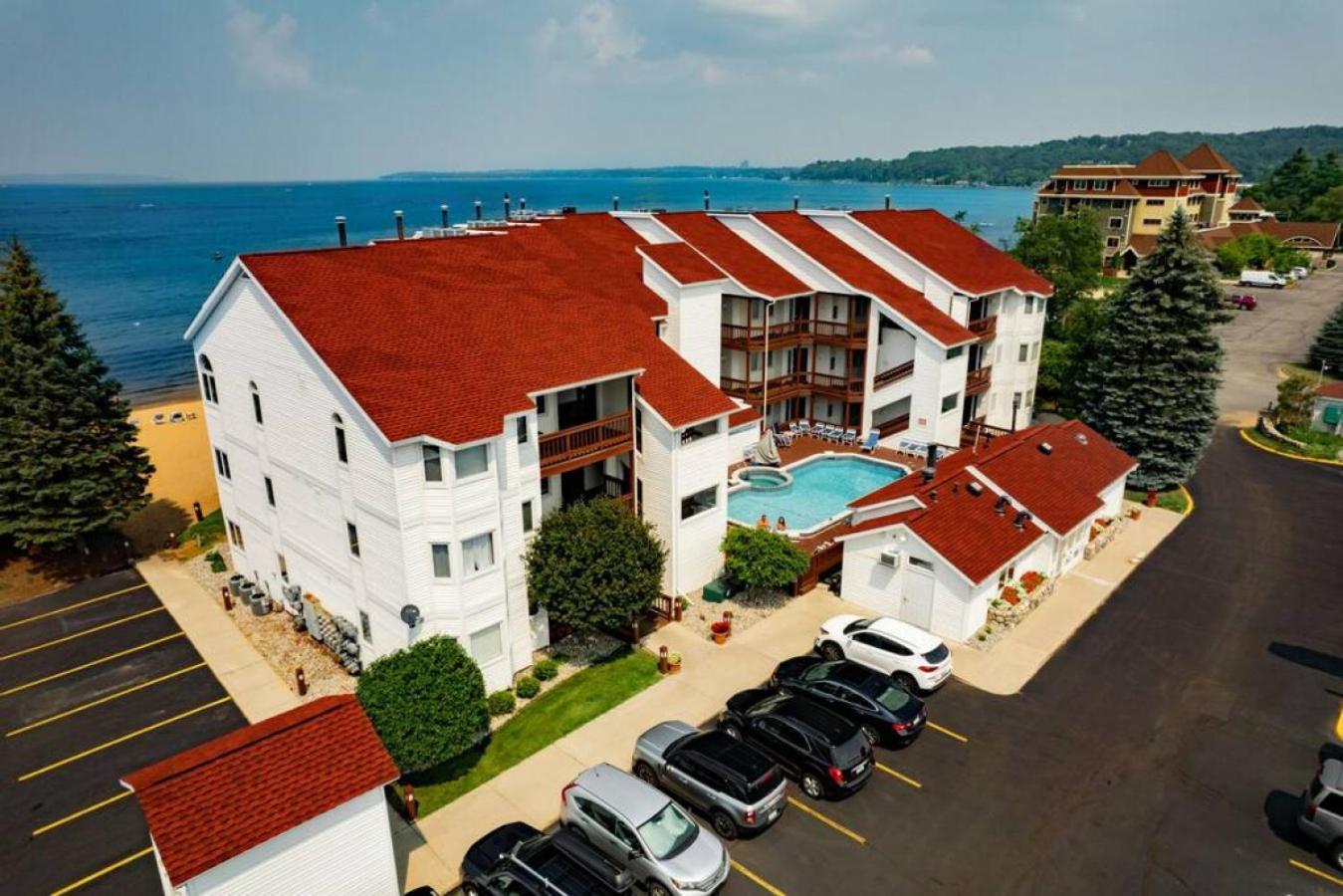 New Listing Beach Bliss 211! Stunning Bay View 特拉弗斯城 外观 照片